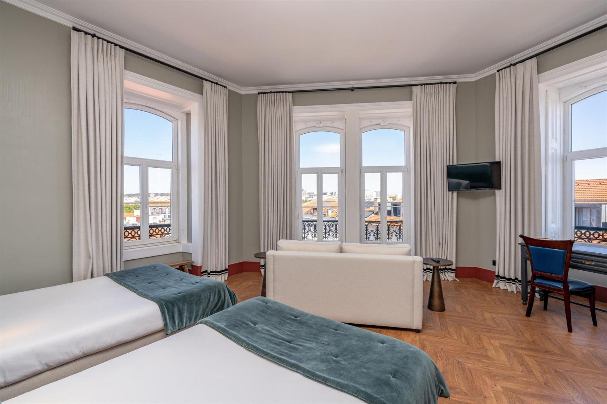 Pensao Londres Hotel Lisbon Exterior photo